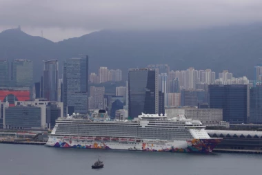 Još dvoje Srba u karantinu zbog koronavirusa na brodu kod Hong Konga!