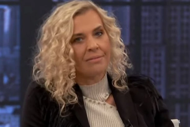 LJUBAVNICA HALIDA MUSLIMOVIĆA PROGOVORILA: Sonja Bašić otkrila sve MONSTRUOZNE detalje maltretiranja pevača! (FOTO)