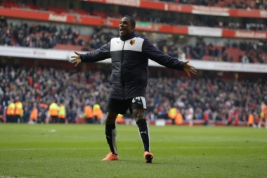 Sumnjivi potezi Mančester Junajteda: Nigerijski napadač ima korona virus?