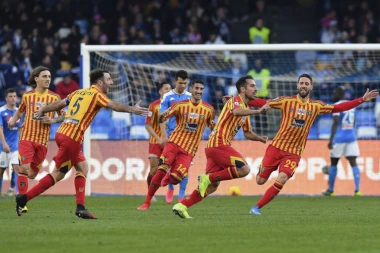 Leće napravio iznenađenje podno Vezuva, Pandev doneo pobedu Đenovi, podela bodova u Breši!