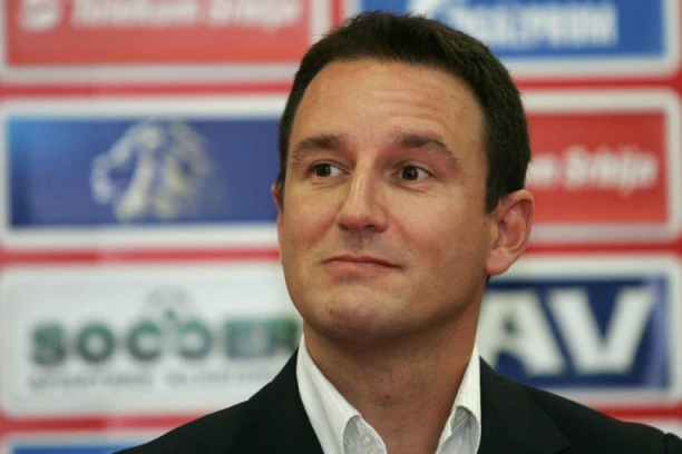 SKANDAL U BELGIJI! Nekadašnji trener Zvezde optužen da se dobro naplaćivao od transfera srpskih fudbalera!