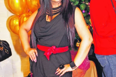 RAT! Stoja besna na koleginicu: Bekuta je mrtva za mene!