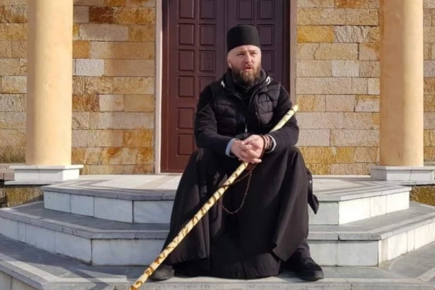 EVO ZAŠTO PRAVOSLAVNI SVEŠTENICI NOSE BRADE, DOK KATOLIČKI NE! Otkrivena MISTERIJA stara vekovima