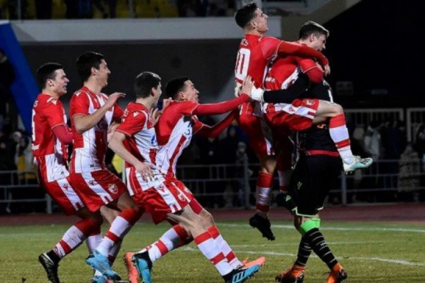 Zgazite dance, na Zvezdin rođendan!