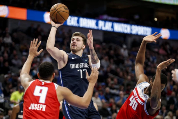 (VIDEO) Kingsi nemoćni protiv Dalasa: Kad igra Dončić, ostali figuriraju - Bjelica dvocifren, Bogdan očajan!