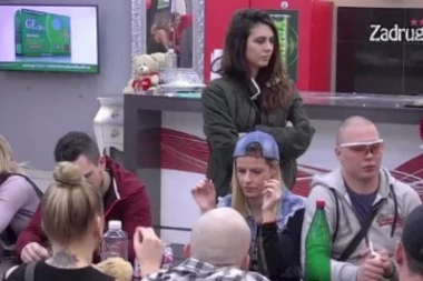 (VIDEO) Nabijao te je na k*rac! Mića urnisao Krunićku zbog veze sa Tomovićem, ona histerisala po "Zadruzi"!