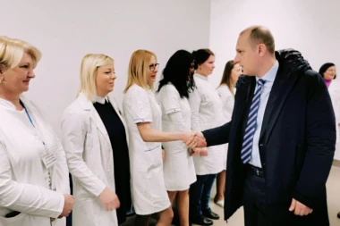Lončar i Radojičić na otvaranju novog Doma zdravlja: Hoćemo da radimo još bolje i više