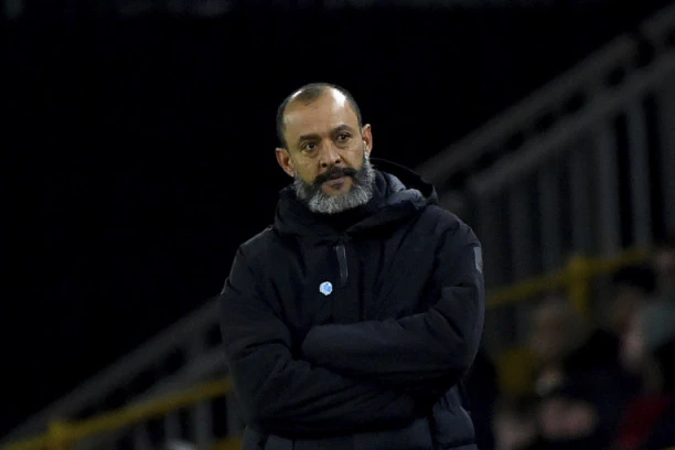 Nuno grmi: VAR će nas pretvoriti u robote!