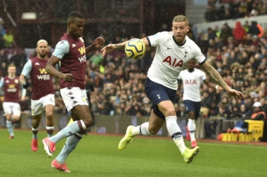 Fudbaler Totenhema iznenadio radnicu Hitne pomoći!