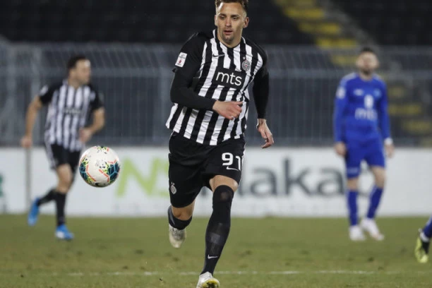 Matić emotivno o debiju u Humskoj!