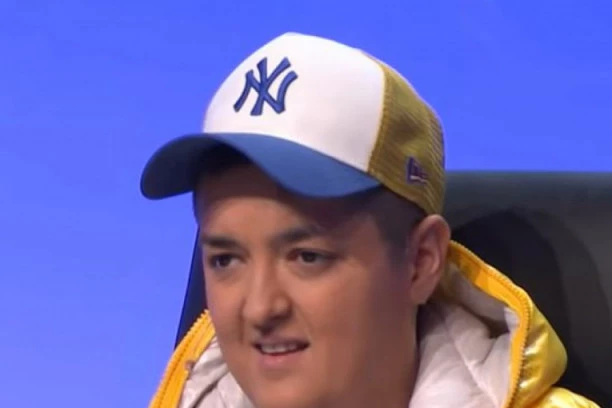 (FOTO) NOVI ESTRADNI RAT NA POMOLU? Marija Šerifović uputila OPASNE PROZIVKE našoj poznatoj pevačici!