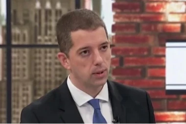 (VIDEO) Đurić: Pre 12 godina na Kosovu i Metohiji zgaženo je međunarodno pravo, ali Srbija nastavlja borbu!