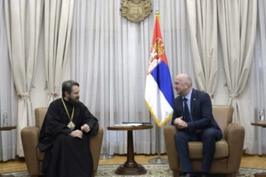Ruski Mitropolit Ilarion u razgovoru sa ministrom Popovićem:  Progon crkve u Crnoj Gori kao u Ukrajini, time upravlja ista ruka