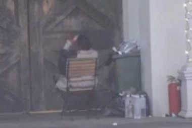 (VIDEO) Napušta rijaliti?! Pešićka urla i plače zbog Janjuša, ne može više da izdrži!