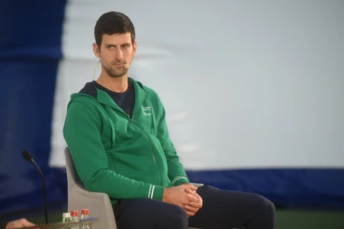 Britanci nemilosrdni prema Đokovićima: Novak je otišao u opasnu krajnost, Jelena širi lažne informacije!