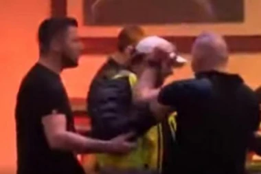 (VIDEO) Isplivao neviđeni snimak! Član obezbeđenja ga je vukao po "Zadruzi", pa mu rekao da je produkcija OVAKO odlučila!