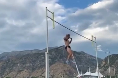 (VIDEO) Motka mu se zabila u međunožje pa mu ušivali testise: Strašno, ništa od dece!