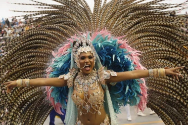 (VIDEO) MILIONI UČESNIKA: Počeo karneval u Riju
