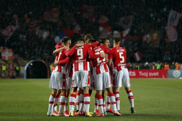 Uz svoj narod: Fudbaleri Crvene zvezde doniraju respiratore i testove za koronavirus!