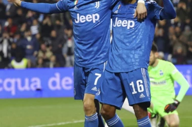 Juventus ponovo primio gol, ipak tri boda u gostima!
