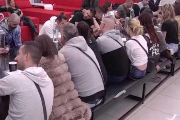 Familija se šokirala: Niko nije znao da će ONA ući u Zadrugu!