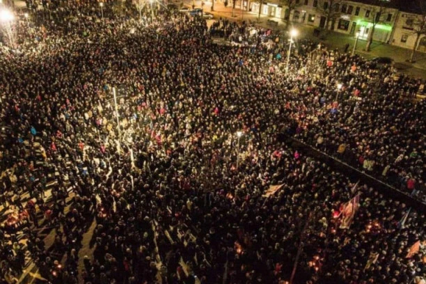 (VIDEO, FOTO) SRPSKA SPARTA BRANI SVETINJE: Evo šta današnje litije razlikuje od svih prethodnih