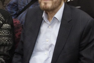 SKANDAL! RTS ipak odlučio da čuveni frulaš ne nastupa: Bora zbog "bombe" završio u bolnici, diskvalifikovan sa Beovizije!