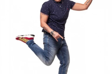 Marija, je*ala te pesma i koncert: Kolege besne na Šerifovićeva održala koncert uprkos pretnji od koronavirusa!