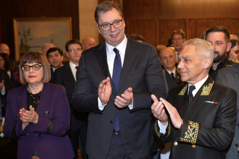 SVEČANOST U AMBASADI RUSIJE: Prisustvuje i predsednik Vučić