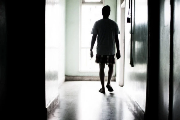 (ŠOK FOTO) BUDI BOG S NAMA! Jutros u zgradi, krećem na posao i ugledam ovo!