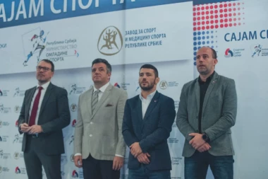 (FOTO) Spektakularni "Mali sajam sporta" održan u Kuli!