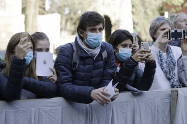 Raste broj zaraženih: Zabeležena još tri slučaja, uskoro nove mere suzbijanja virusa