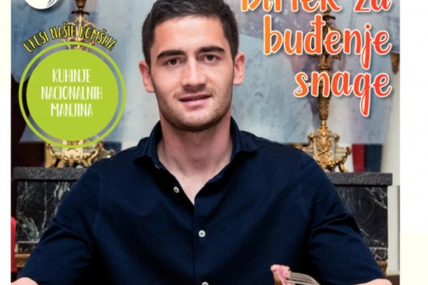 Poklanjamo "Srpski kuvar"! Poentira na terenu i u kuhinji: Saša Zdjelar sprema biftek za buđenje snage!