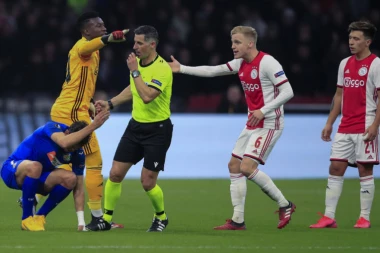 Hetafe eliminisao Ajaks, moćni Junajted petardirao Briž, Kopenhagen šokirao Seltik park, VAR spasao Sevilju, Olimpijakos utišao London!