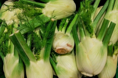 MALO KALORIJA, A PUNO VITAMINA! Kelerabu bi trebalo jesti redovno, evo i zbog čega!