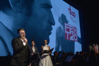 Otvoren FEST u čast Bekima Fehmijua! Slavnoj Miri Banjac pripala nagrada "Beogradski pobednik"!