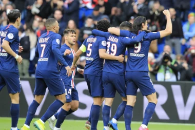 (VIDEO) Parižani se igrali sa Dižonom!