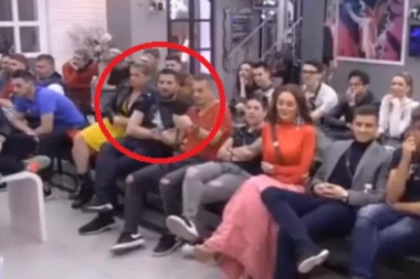 (VIDEO) Miljković provocirao novinara Pinka: Lep si Darko, je*o bi te!