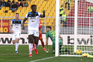 Atalanta izvukla sedmicu u Lećeu, het-trik Zapate!