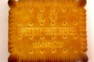 Da li ste se ikada pitali zašto čuveni keks Petit Ber ima rupice i zupce? Ako jeste, EVO odgovora!