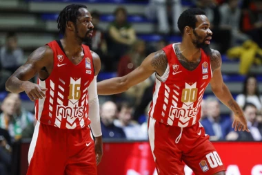 (VIDEO) Crveno-beli završavaju prvi posao: Novi Amerikanac na korak od Zvezde!