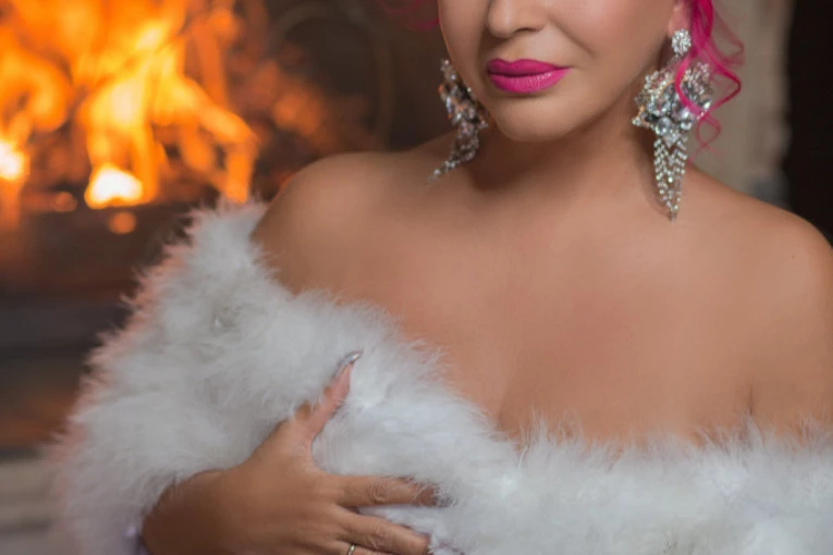 ZORICA BRUNCLIK OČAJNA! MOLI KOLEGE ZA POMOĆ: Pomozite mi da KUPIM stan!