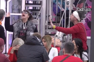 (VIDEO) Ideš u zatvor debela! Nakon što mu je rascopala glavu novi sukob bukti između Miljane i Đedovića!