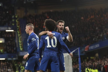 Čelsi doneo odluku oko plaćanja igrača!