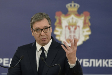 Vučić na sednici Vlade o koronavirusu