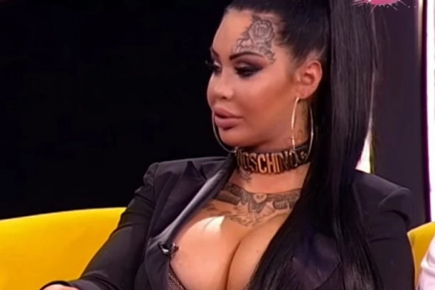 ANĐELA VEŠTICA NA KORAK DO BRAKA! FUDBALER otkrio sve detalje veze sa SRPSKOM STARLETOM!