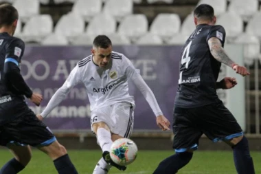 Poker Čukaričkog protiv Spartaka!