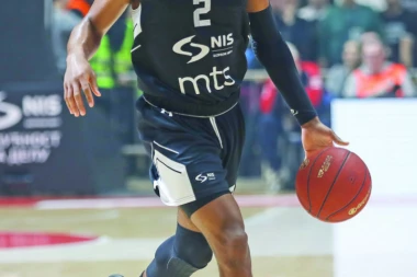 Podrhtava Mali Kalemegdan: Kori Volden iz Partizana prelazi u Crvenu zvezdu!