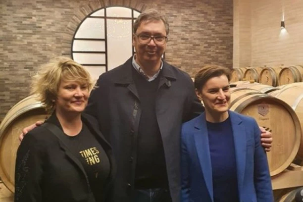(FOTO) Vučić objavio sliku sa Marinom Maljković