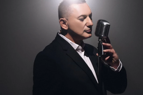 (VIDEO) JOŠ JEDNA ZVEZDA U FAMILIJI POLUMENTA: Šako je rođeni stric OVE PEVAČICE o kojoj ne prestaje da se priča!